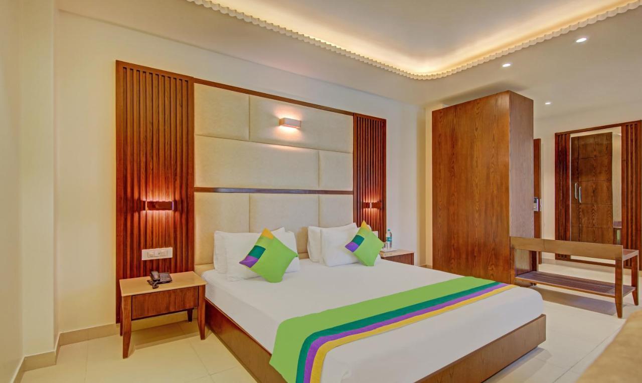 Treebo Premium Relax Inn Patel Nagar New Delhi Eksteriør billede