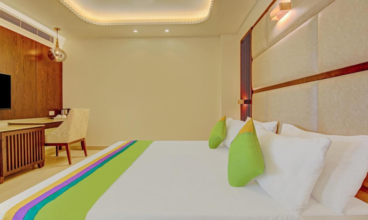 Treebo Premium Relax Inn Patel Nagar New Delhi Eksteriør billede