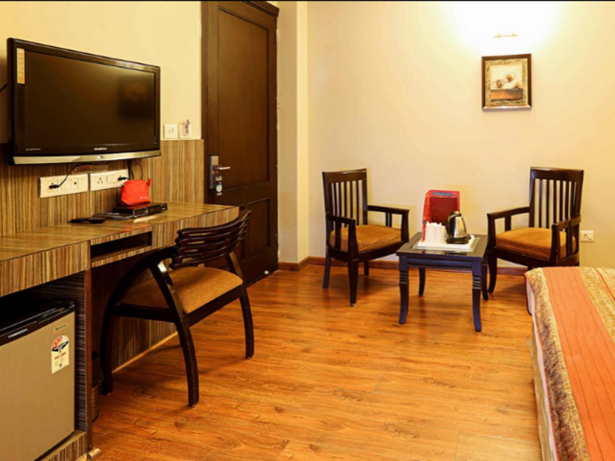 Treebo Premium Relax Inn Patel Nagar New Delhi Eksteriør billede